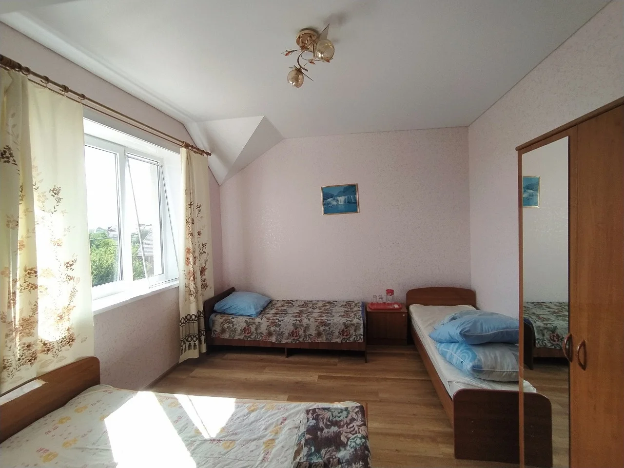 В продаже гостевой дом у моря, Витязево - миниатюра 27
