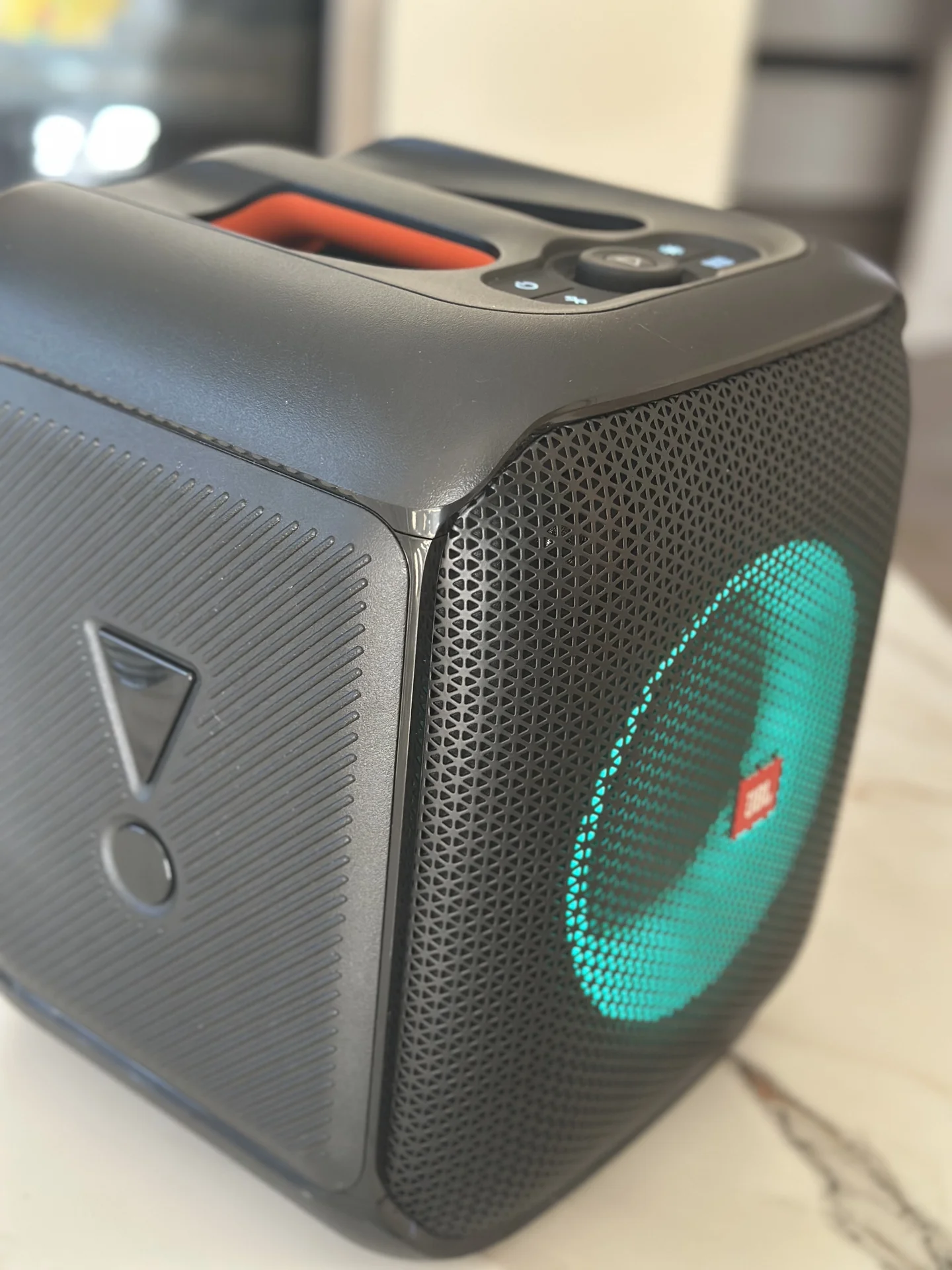 Колонка JBL PartyBox Encore Essential - миниатюра 2