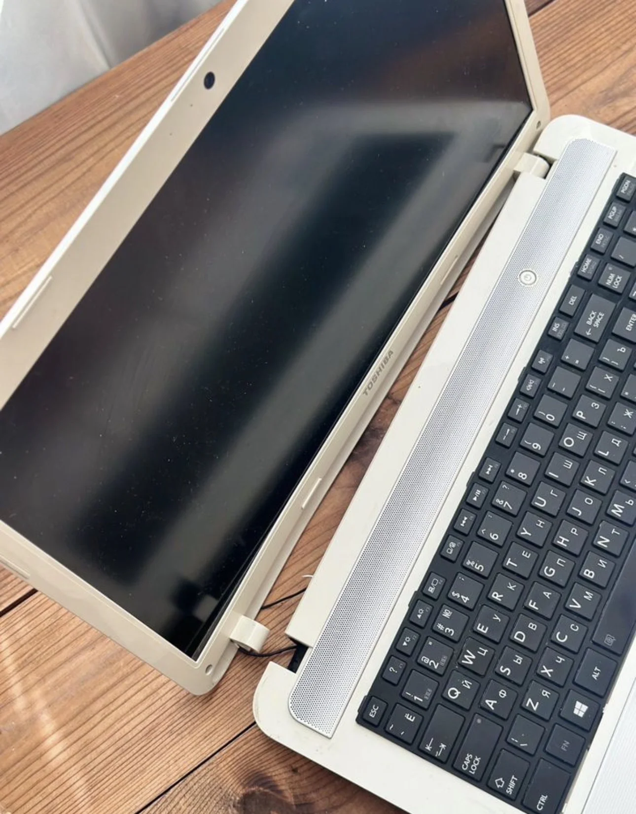 Ноутбук Toshiba Satellite L870D-D3W - миниатюра 3