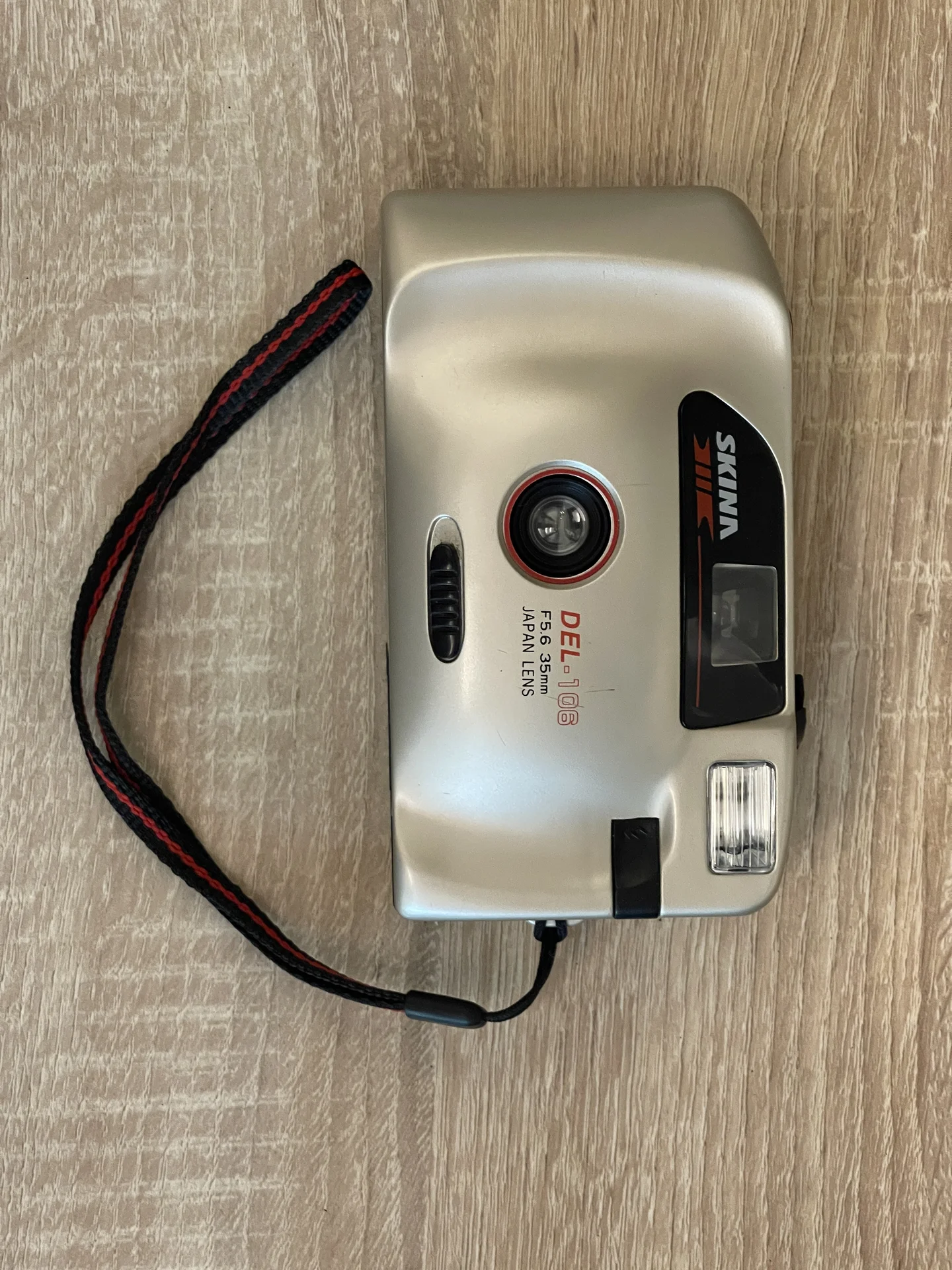 Skina DEL-106 📷 плёночный фотоаппарат - миниатюра 7