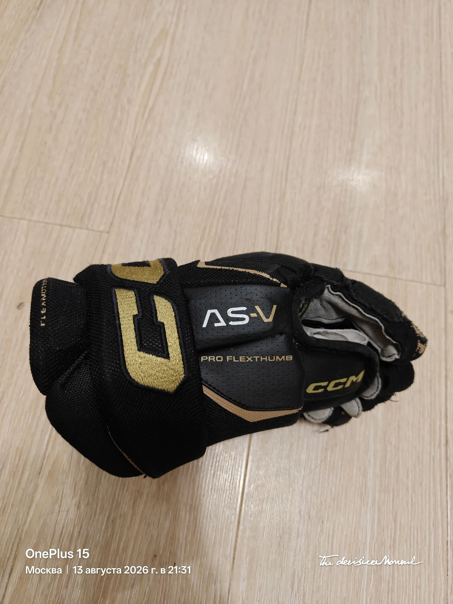 Краги хоккейные CCM AS-V 11 размер - миниатюра 2