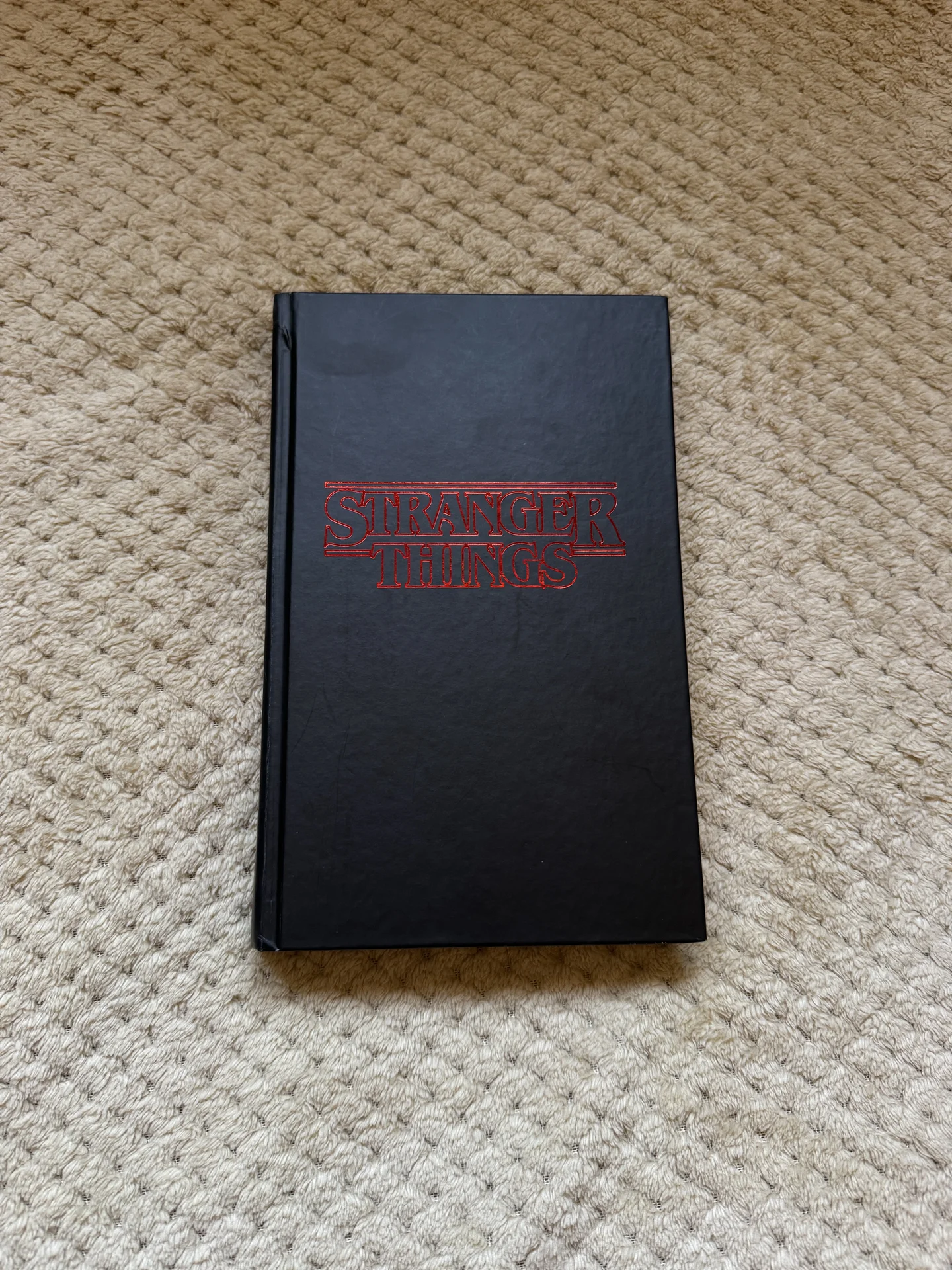 Книга "Подозрения" Гвенда Бонд - миниатюра 6