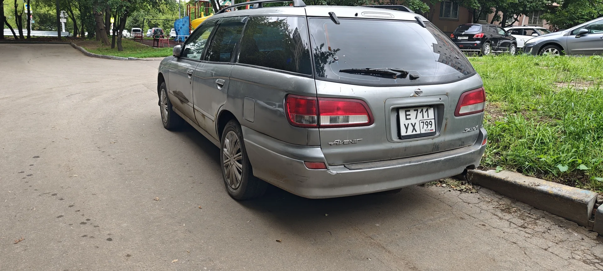 Nissan Avenir w11 - миниатюра 3