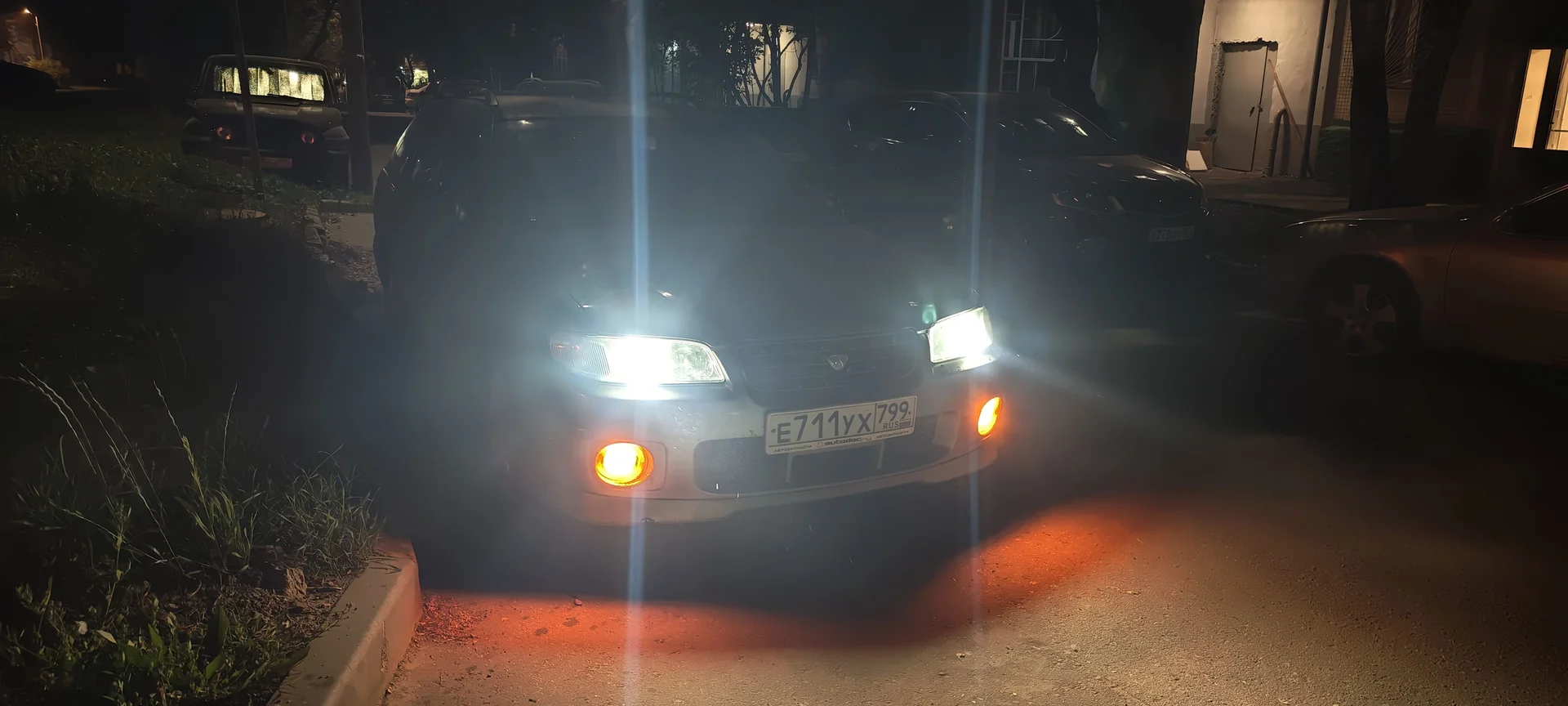 Nissan Avenir w11 - миниатюра 16