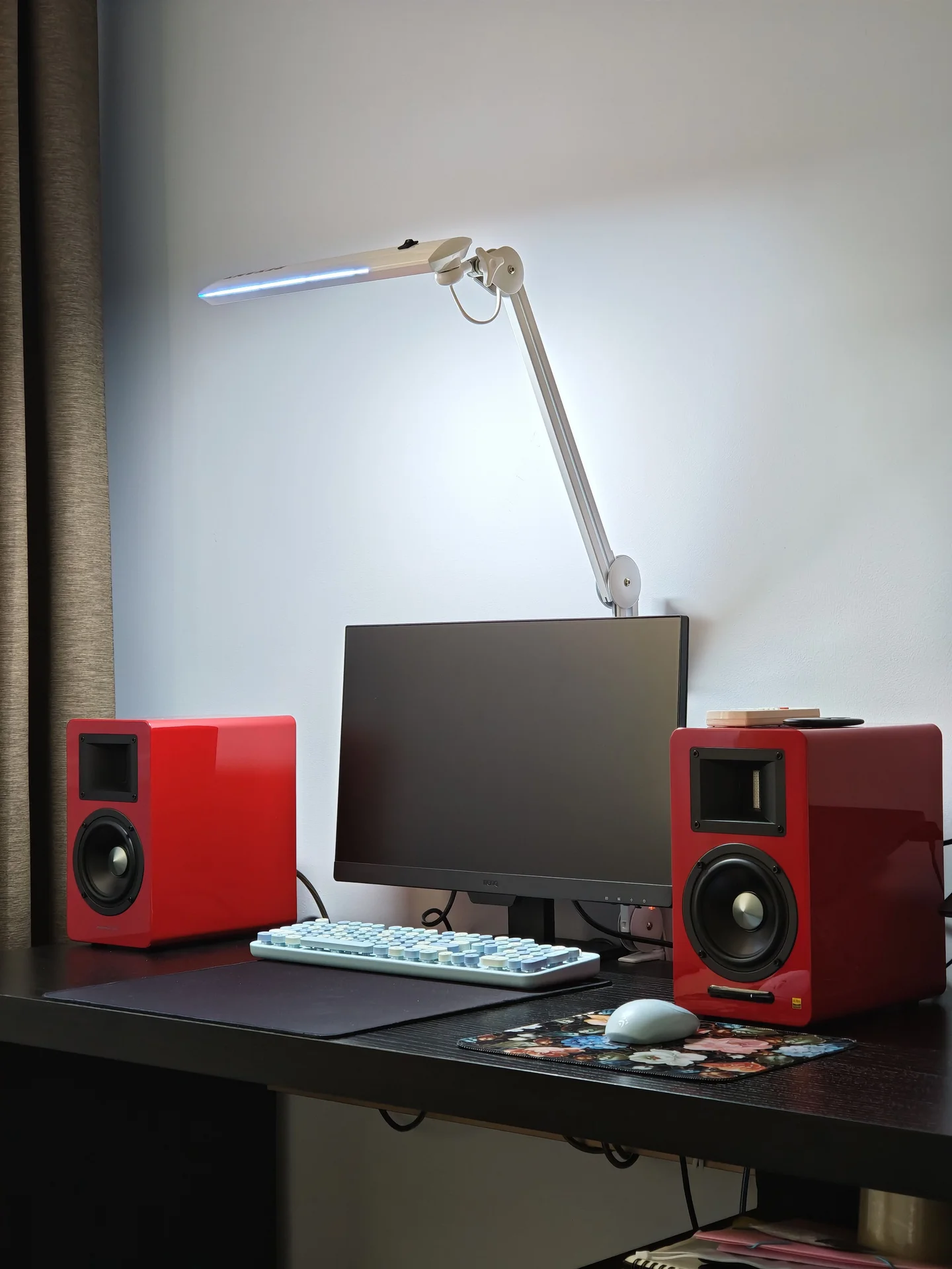 Колонки Edifier Airpulse A100 RED - миниатюра 2