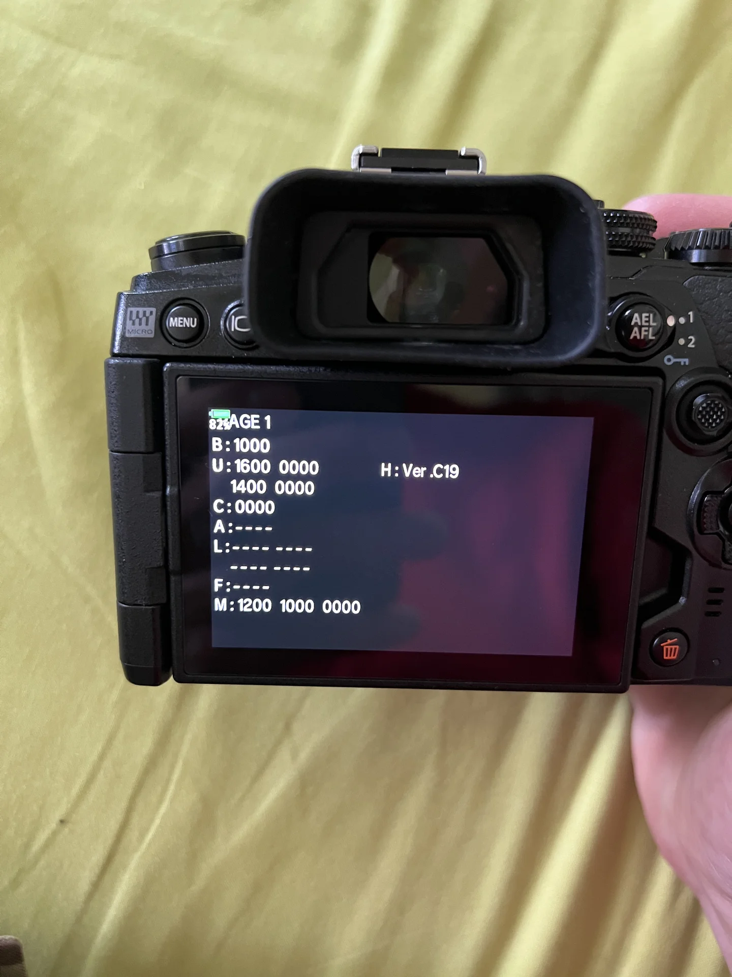 Olympus OM-D E-M1 Mark iii - миниатюра 6