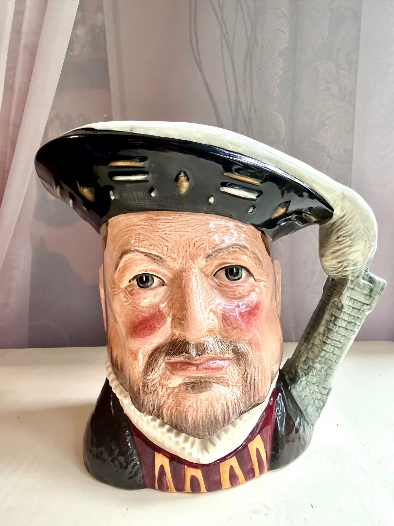 Royal Doulton. Toby. Набор кружек - миниатюра 2