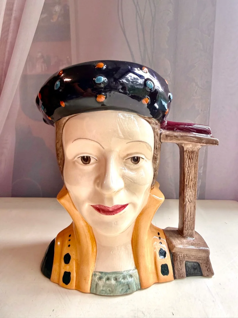 Royal Doulton. Toby. Набор кружек - миниатюра 3