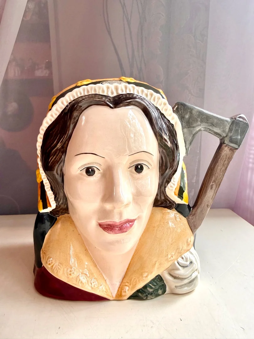 Royal Doulton. Toby. Набор кружек - миниатюра 4