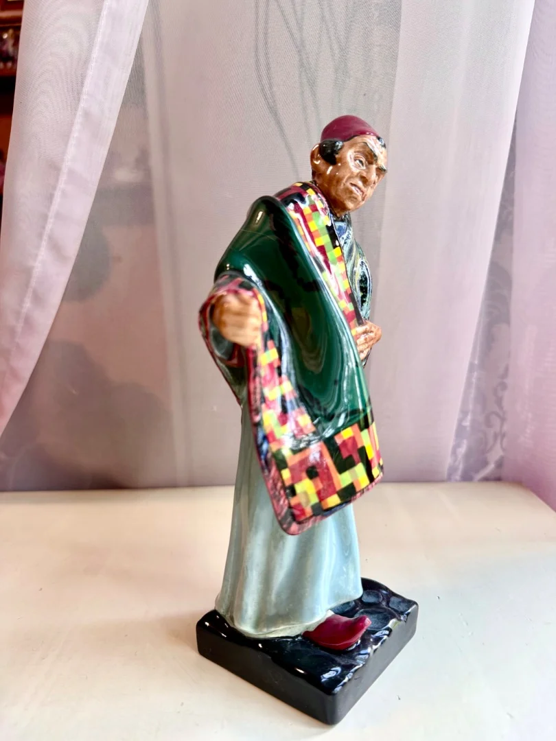 Статуэтка Royal Doulton. Англия - миниатюра 2