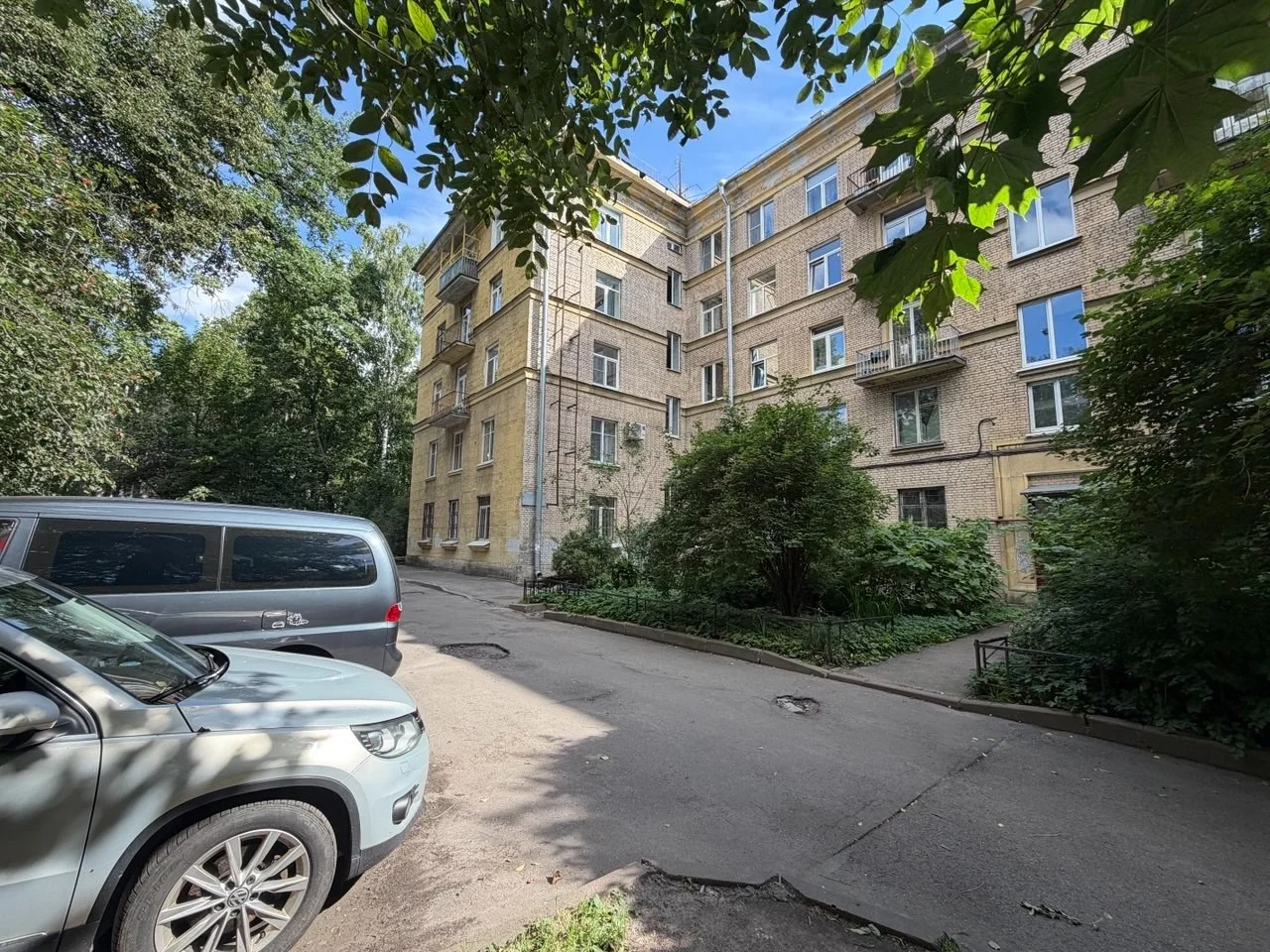 Двухэтажная квартира в сталинке - миниатюра 34