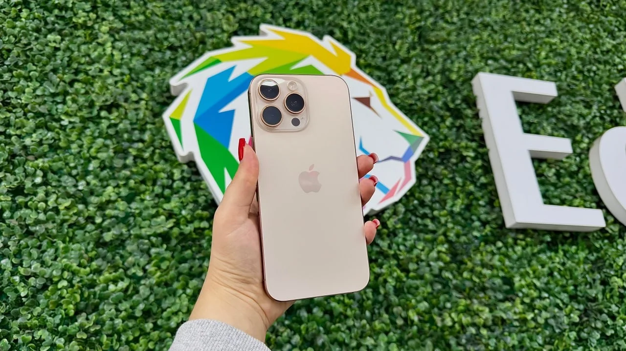 iPhone 16 Pro Max 256Gb - изображение 1