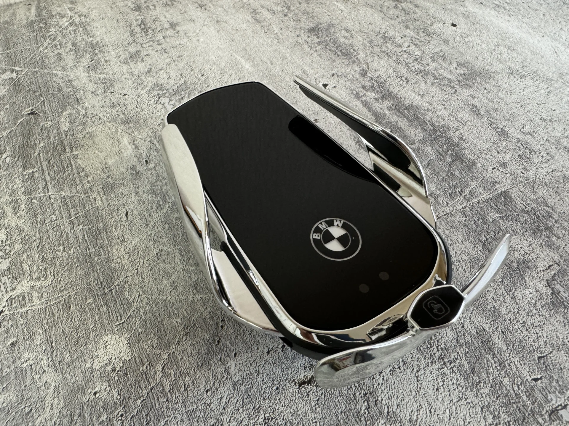 Удобный держатель телефона BMW - миниатюра 4