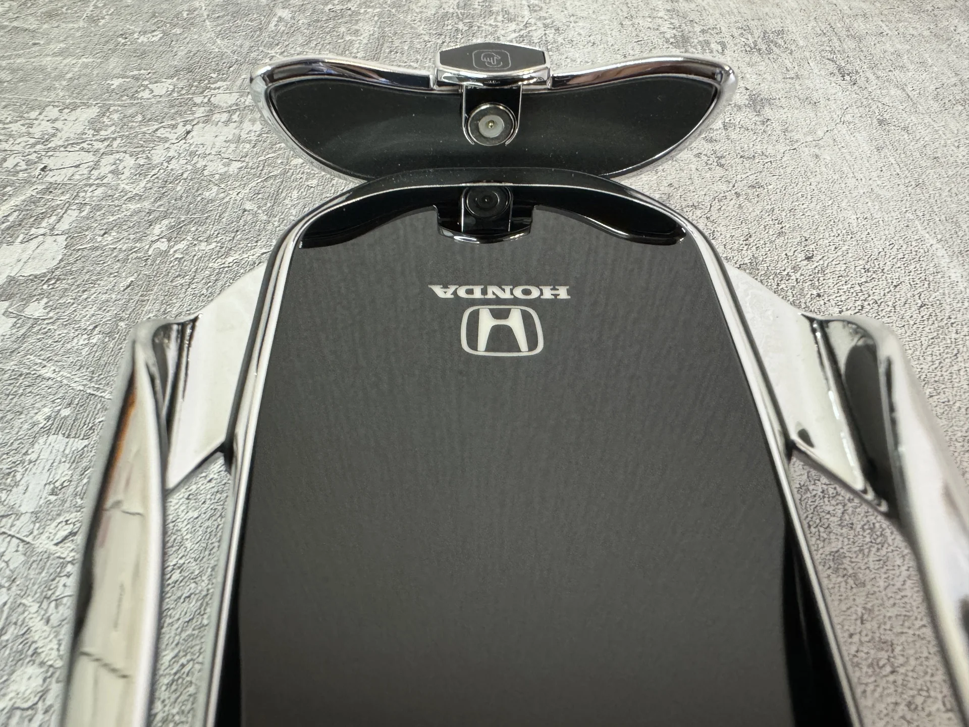 Удобный держатель телефона Honda - миниатюра 6