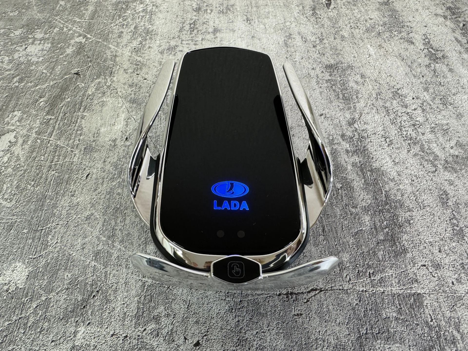 Удобный держатель телефона Lada лада - миниатюра 2