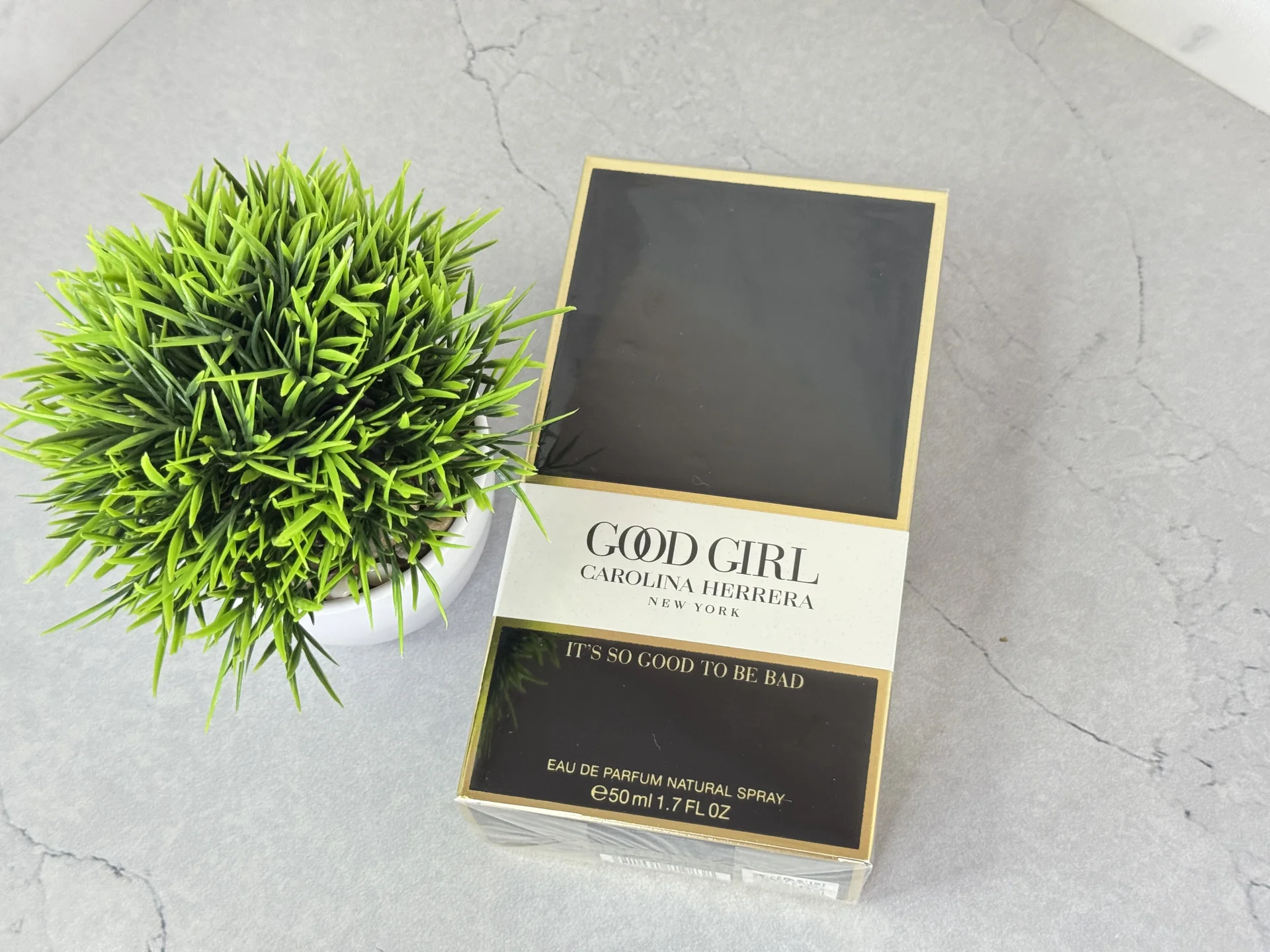 Carolina Herrera Good Girl 50 мл - миниатюра 3