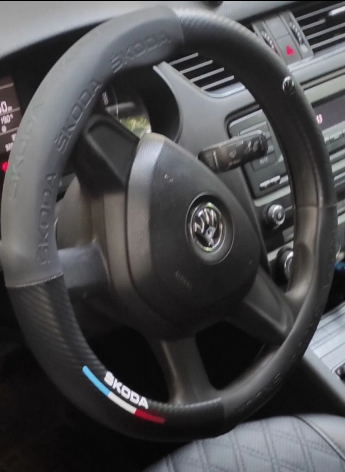 Оплетка на руль Skoda чехол - изображение 1
