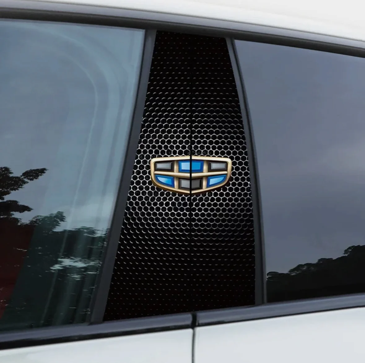 Наклейки на стойки авто Geely 2 шт - изображение 1