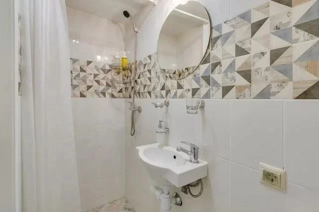 Апарт-отель 9 студий, 130 м² - миниатюра 9