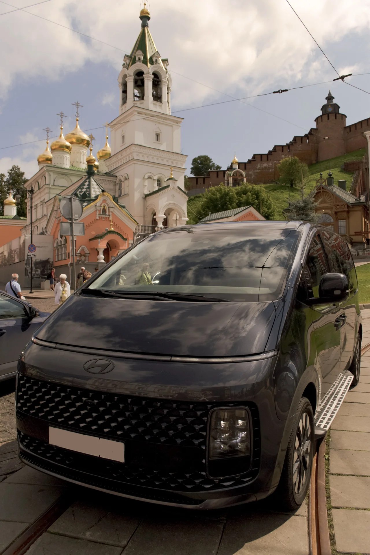 Аренда минивэна с водителем Hyundai Staria Lounge - миниатюра 13
