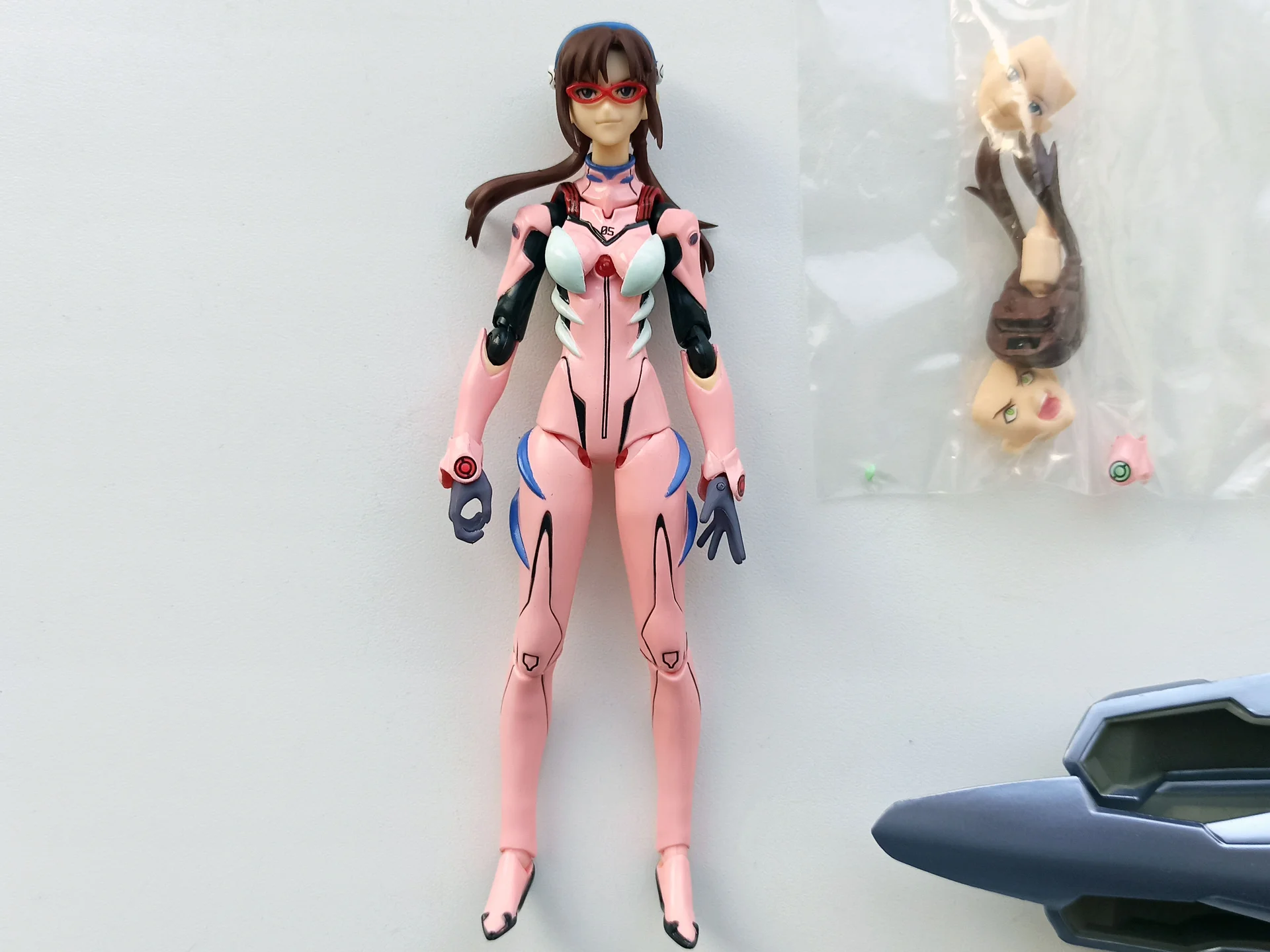 Figma 079 Makinami Marie Illustrious - миниатюра 6