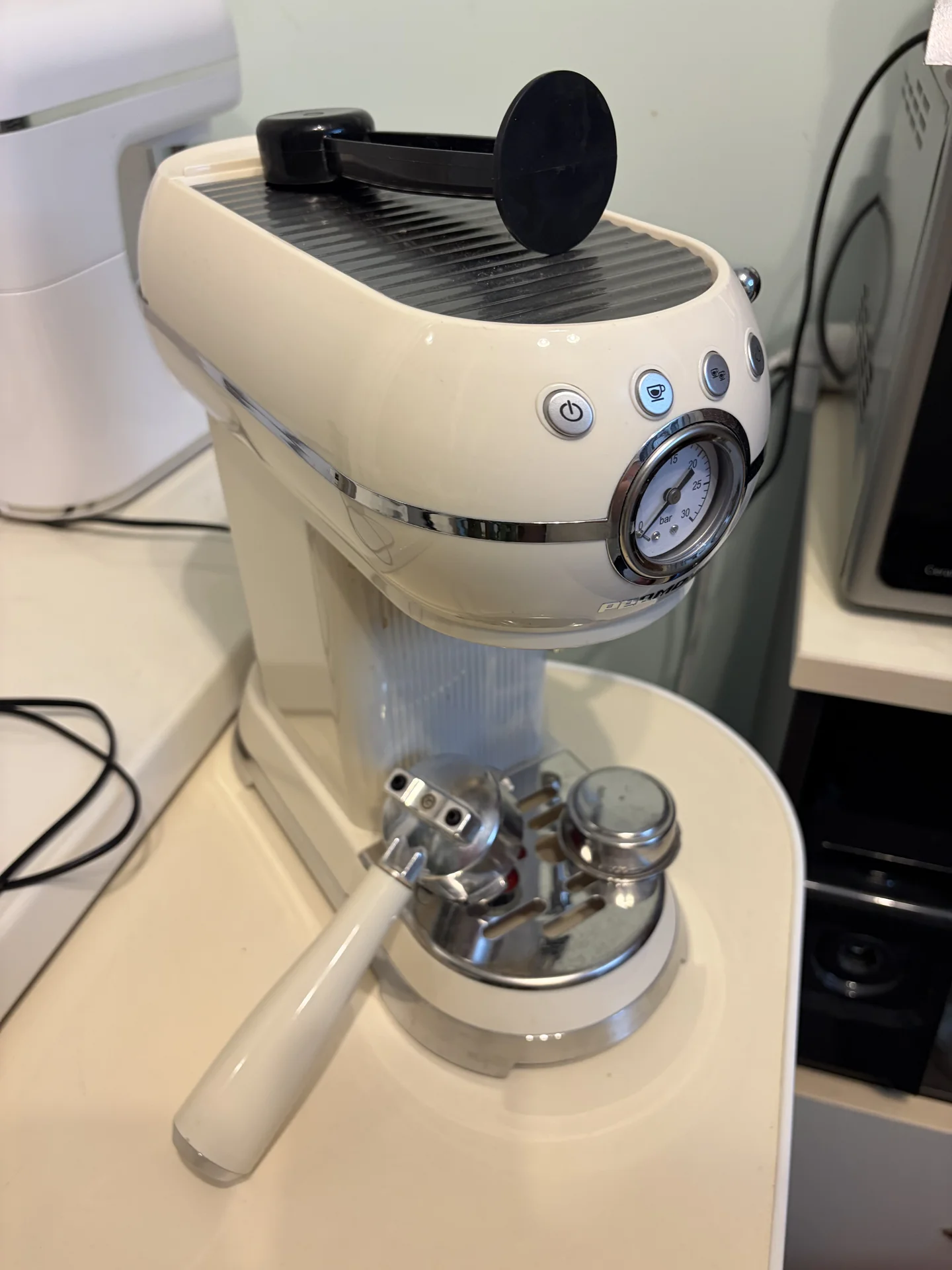 Кофемашина Redmond CM722 - миниатюра 2