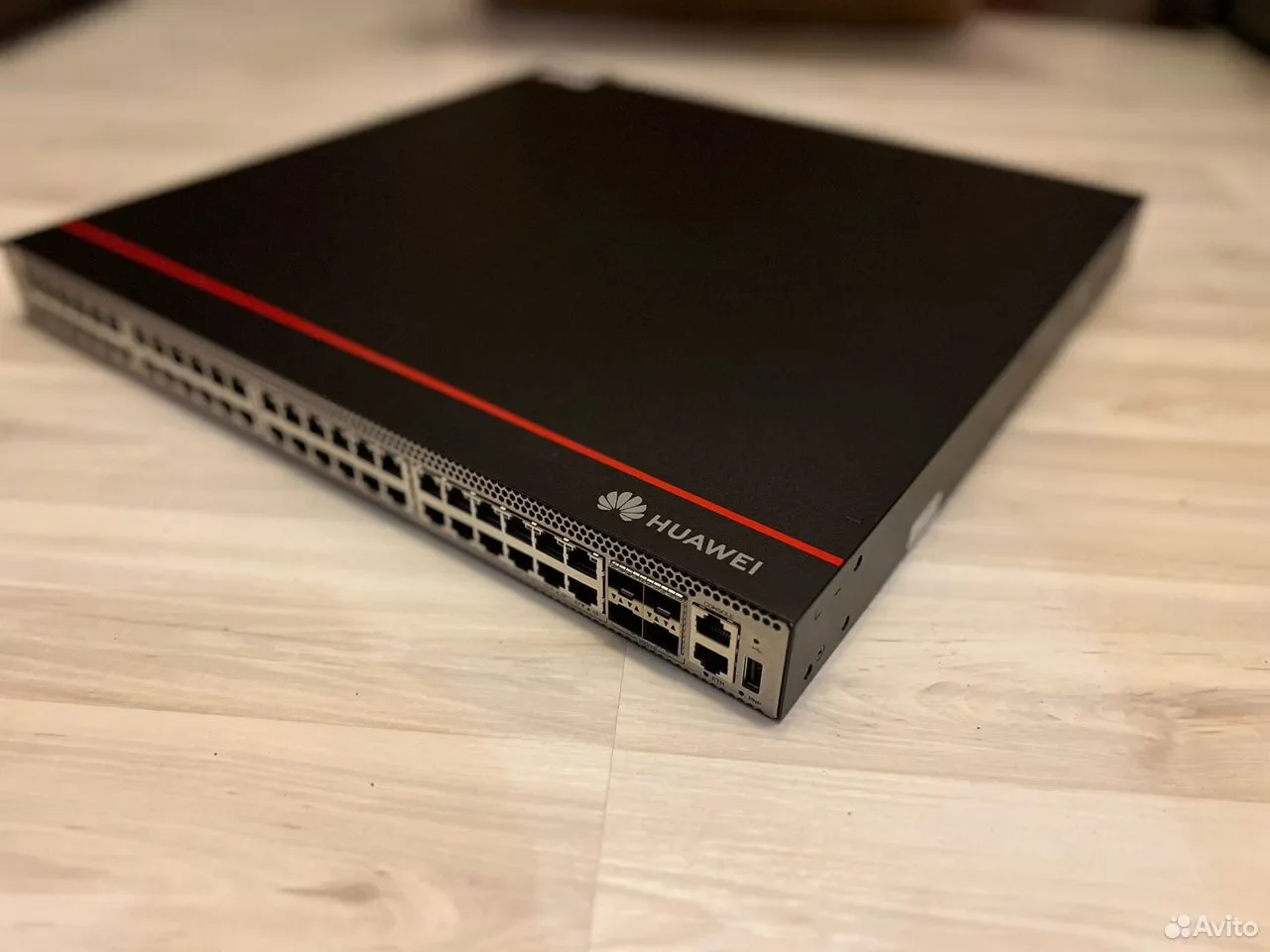 Коммутатор Huawei CloudEngine S5731-S48P4X - изображение 1