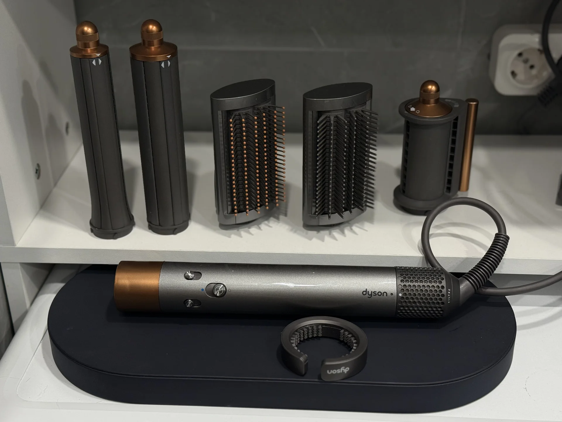 Стайлер Dyson long - изображение 1