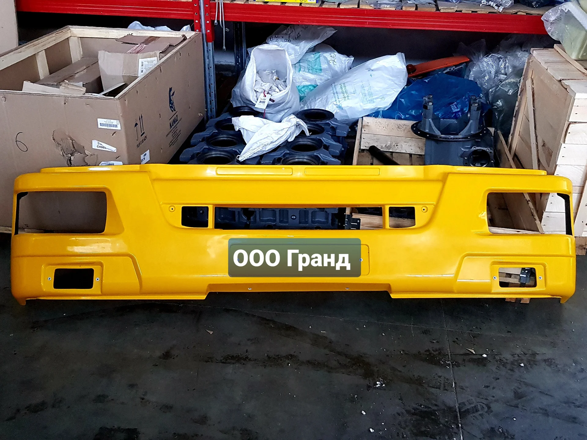Бампер Камаз 65115 узкий, рестайлинг (все цвета) - миниатюра 2