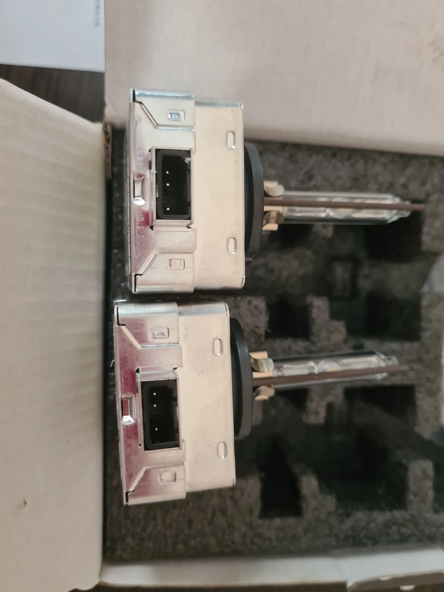 Светодиодные лампочки LED типа D - миниатюра 6