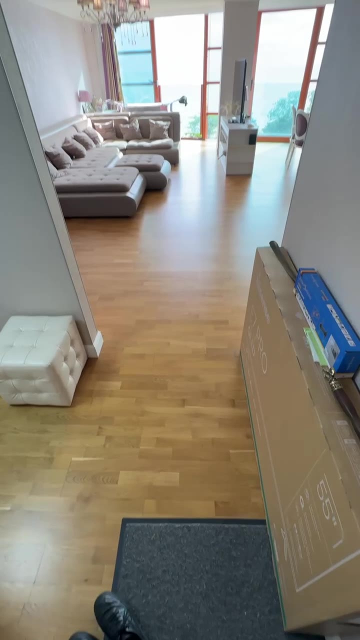 Квартира с видом на море - видео 12