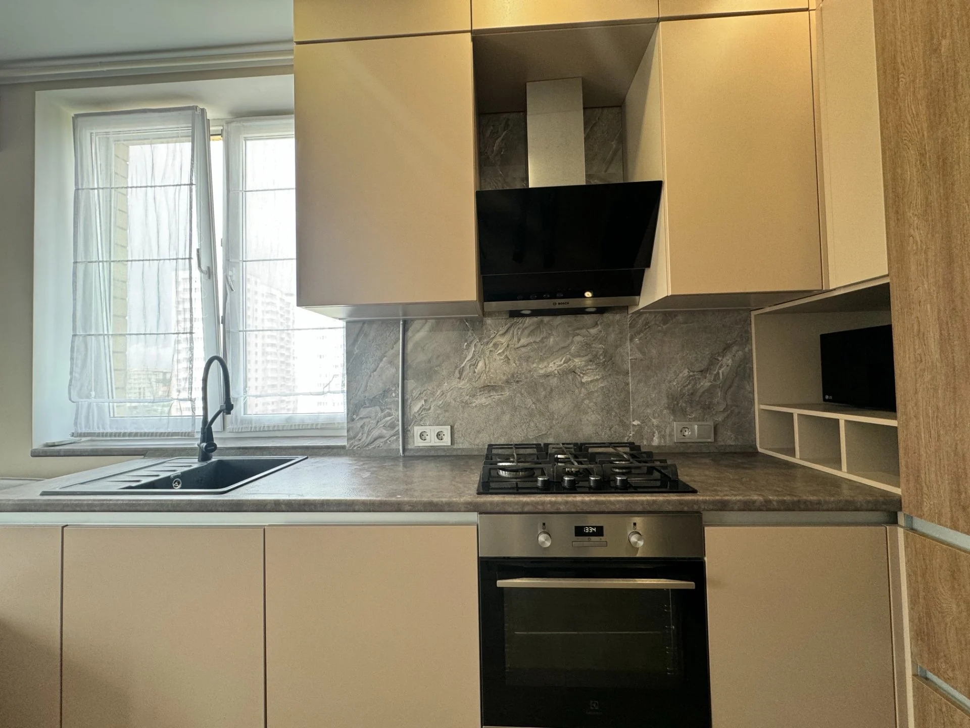 южный 2 - миниатюра 16