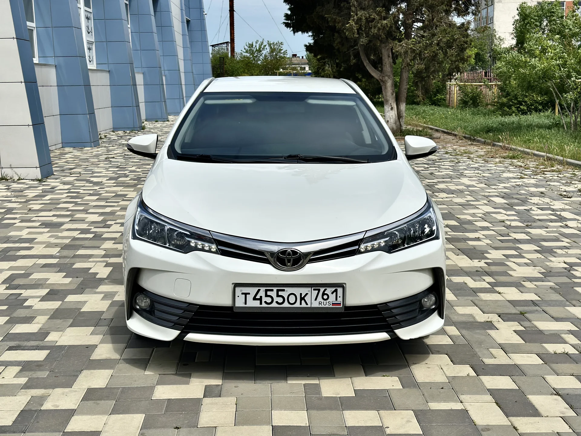 Toyota corolla - миниатюра 2