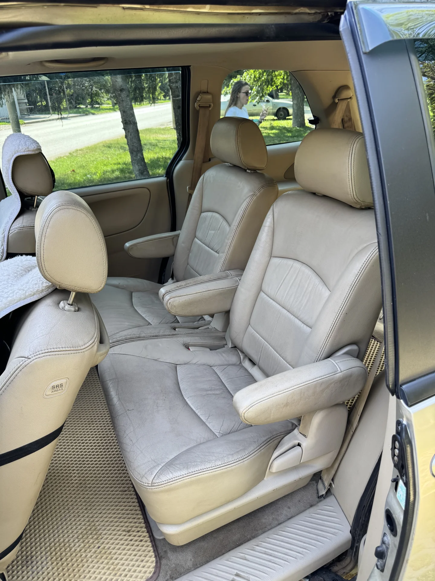 Mazda MPV 3.0 AT, 2002 - миниатюра 11