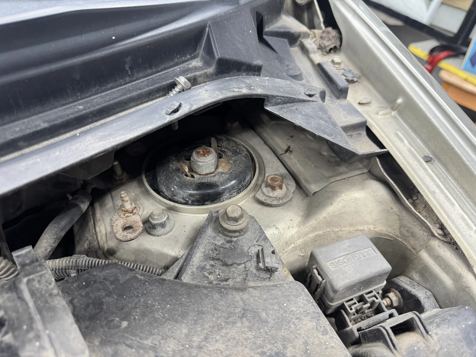 Mazda MPV 3.0 AT, 2002 - миниатюра 15