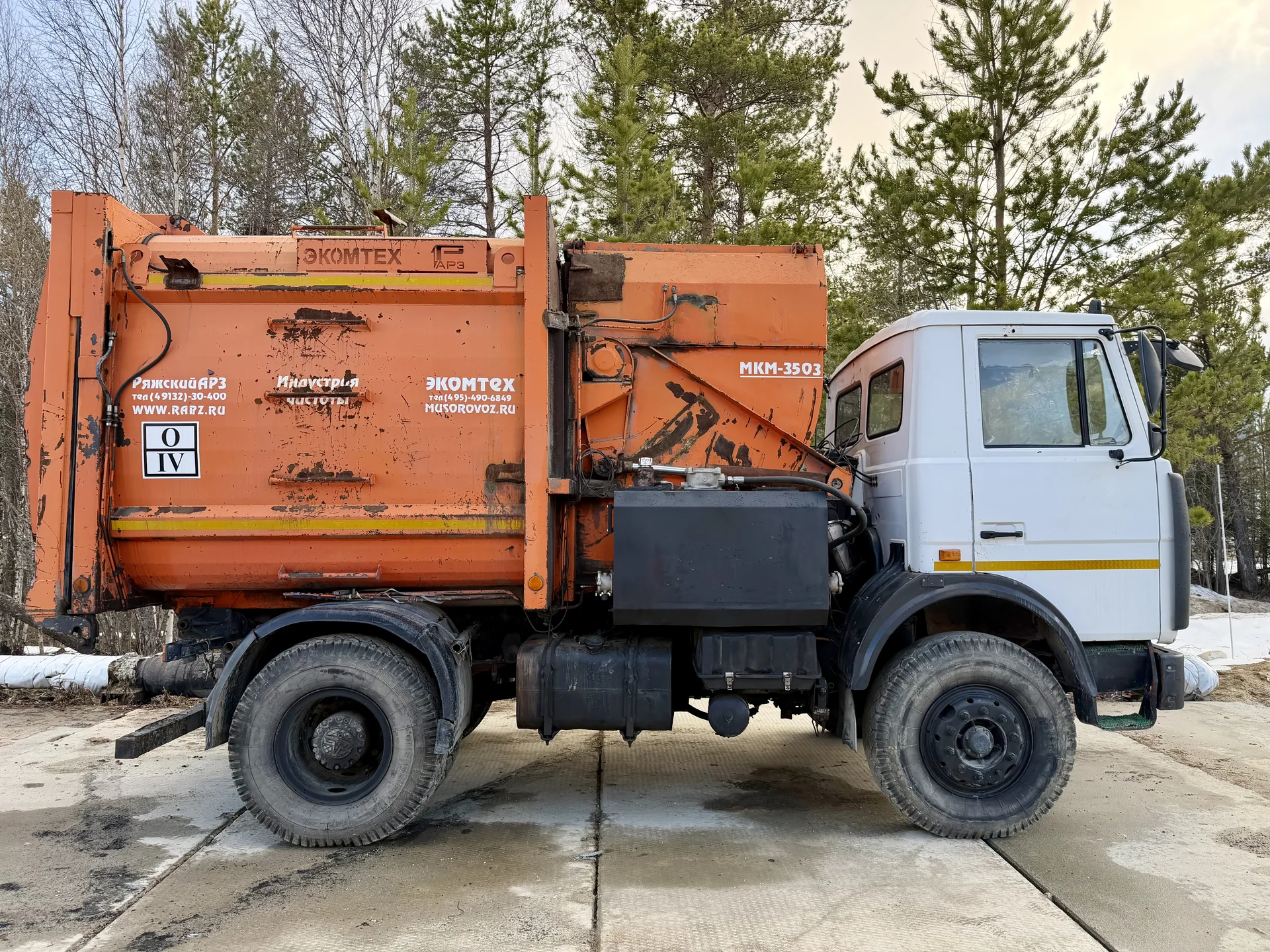 Мусоровоз МКМ-3503 - изображение 1