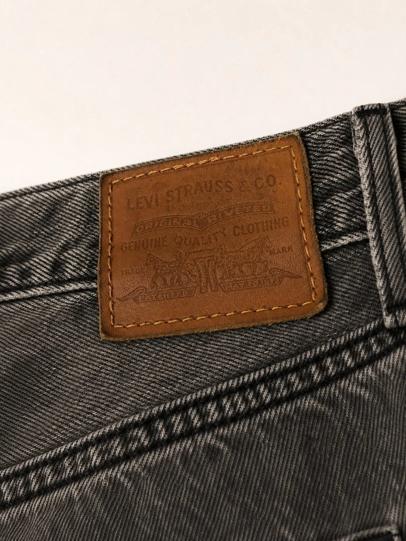 Джинсы Levi's женские 27 - миниатюра 4