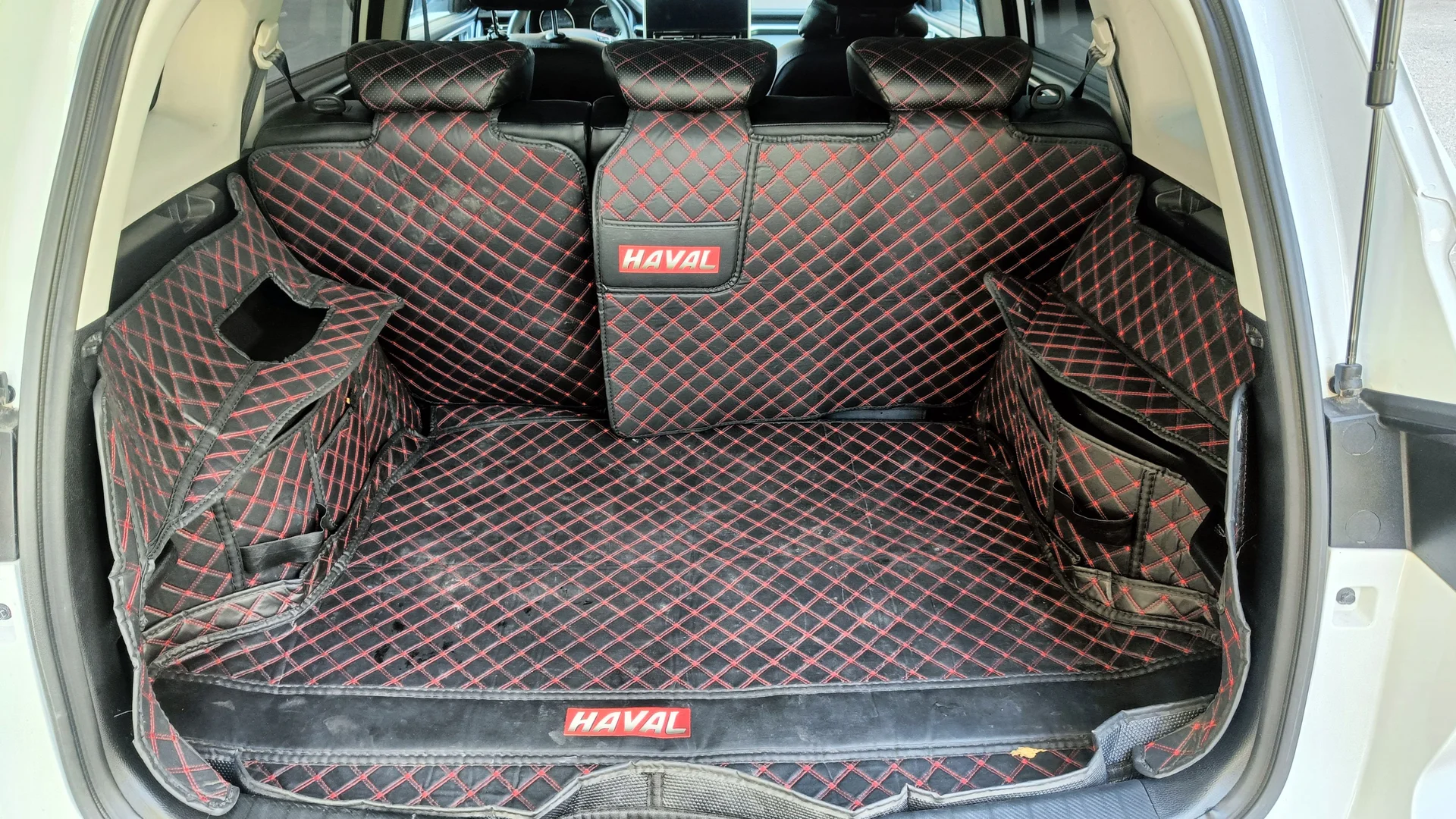 haval m6 коврики в багажник - изображение 1