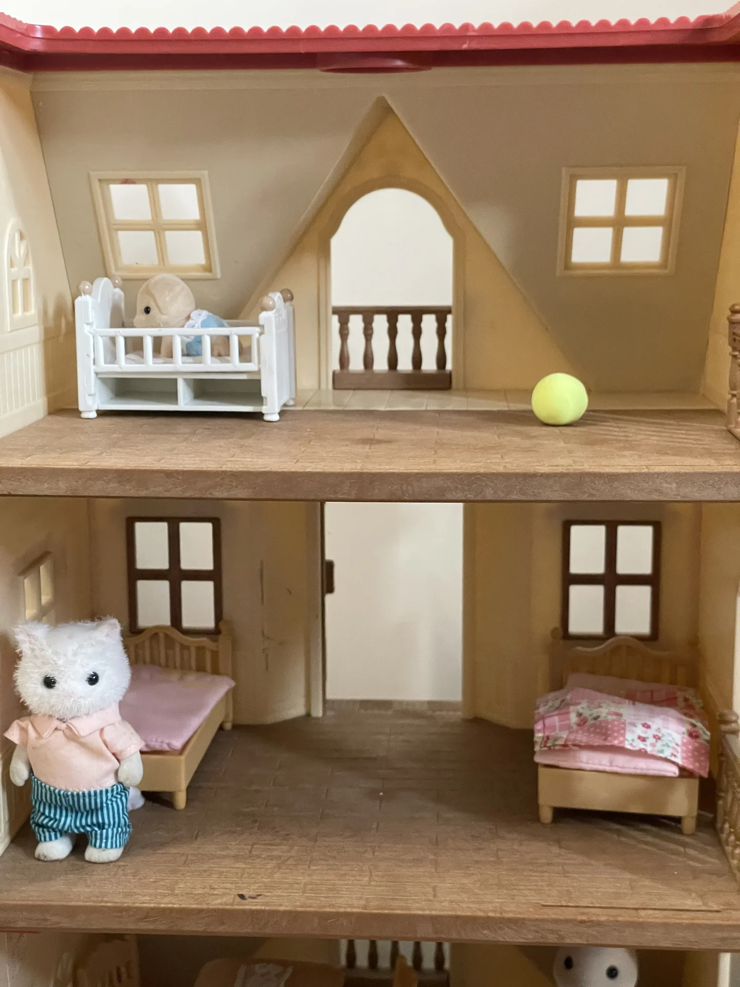 sylvanian families домик с мебелью - миниатюра 3