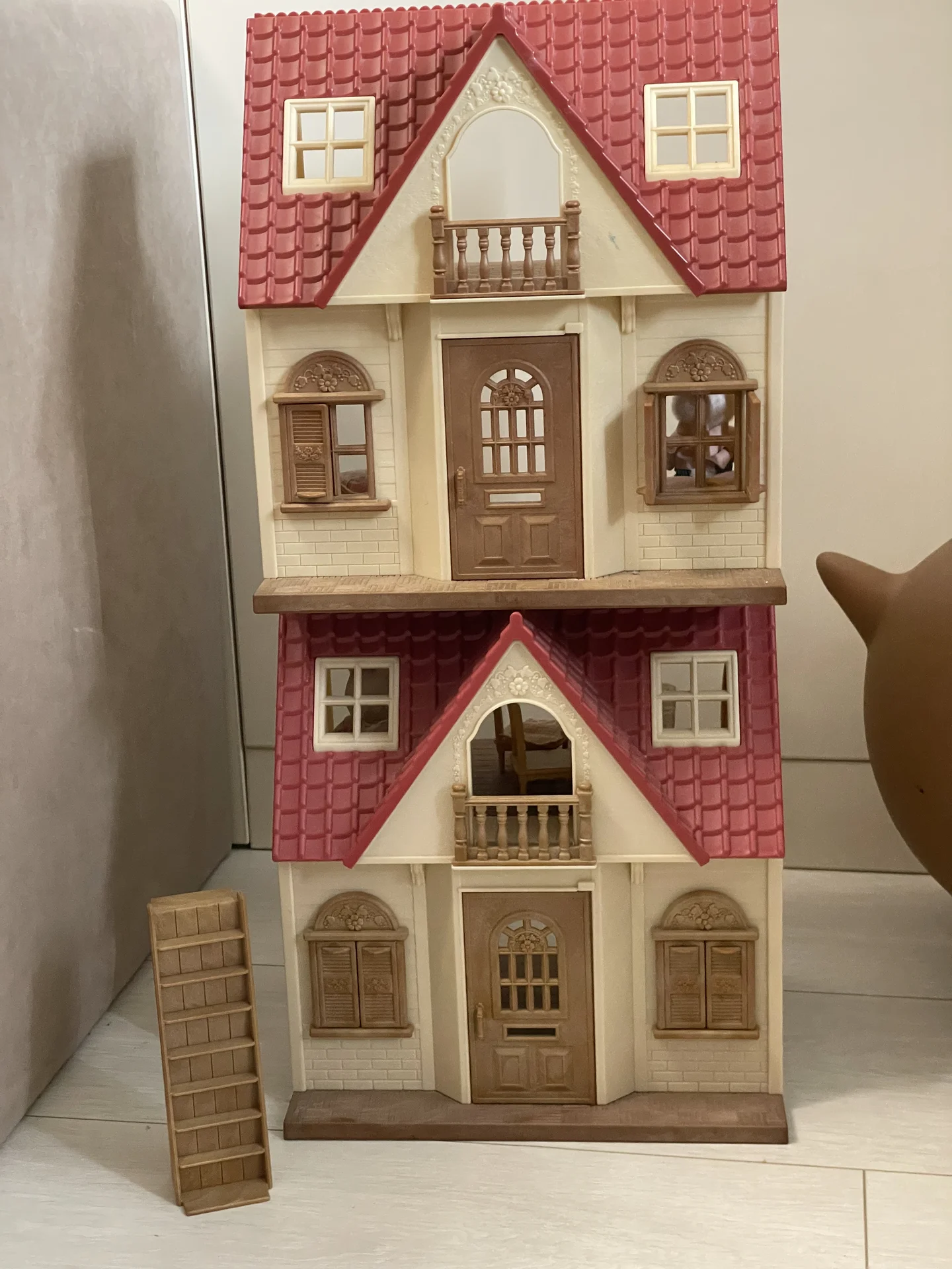 sylvanian families домик с мебелью - миниатюра 5