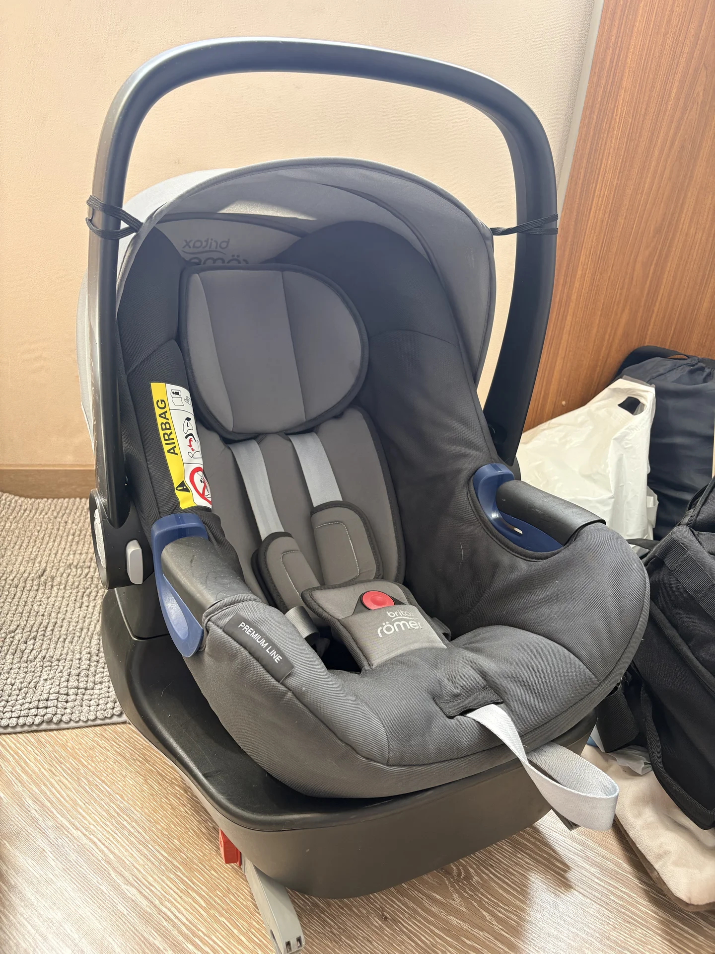 Автолюлька Britax Romer с базой isofix - миниатюра 12