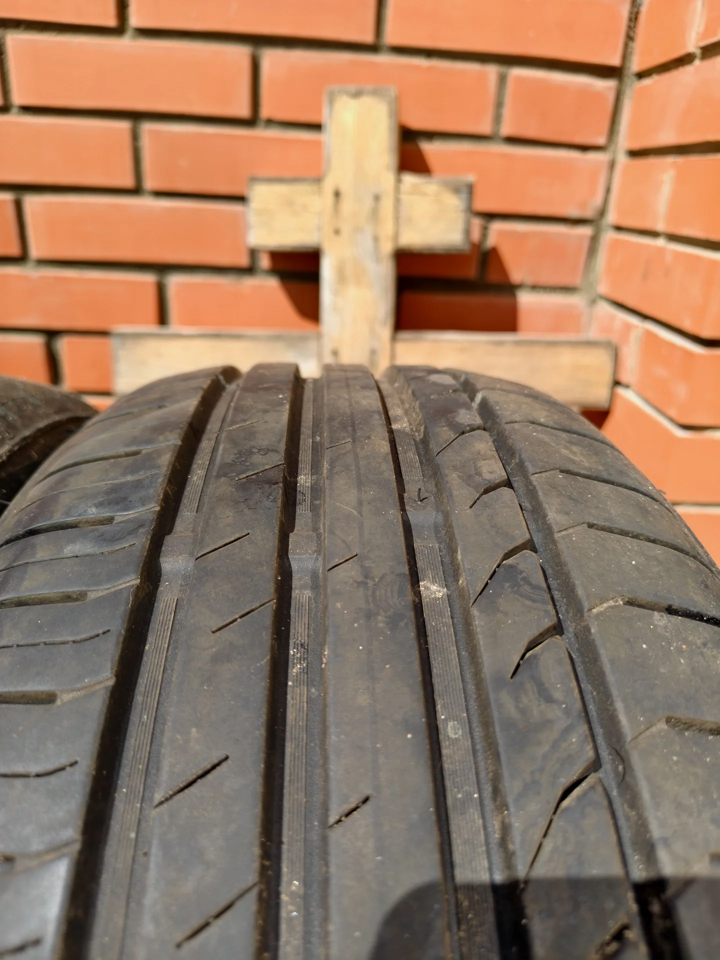 Резина 205/50 R17 93W Trazano ZuperEco Z-107 - миниатюра 5