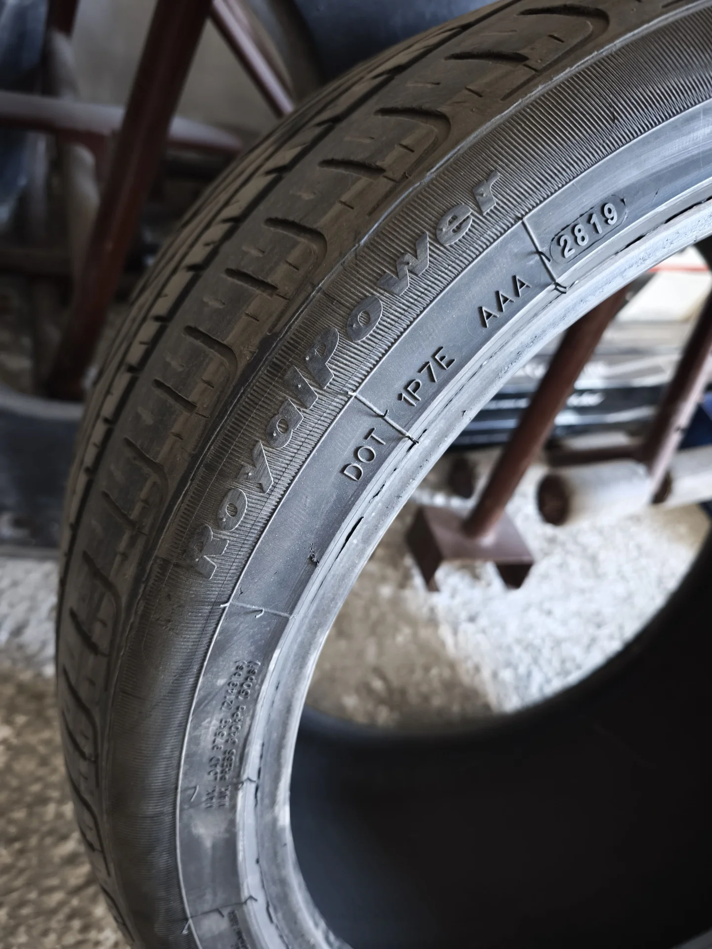 Комплект Royal Black Royal Power 295/35 R21 107W - миниатюра 2