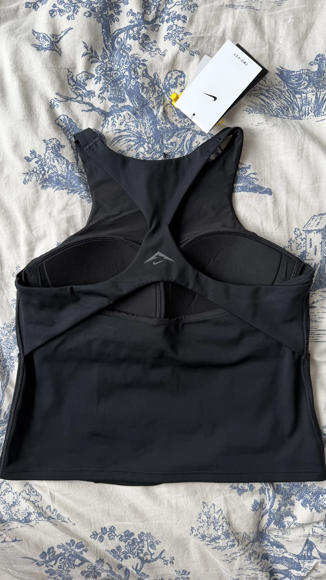 Спортивный топ майка Nike - миниатюра 2