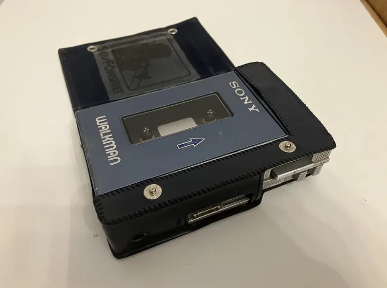 Плеер кассетный Sony walkman  TPS-L2 - миниатюра 4
