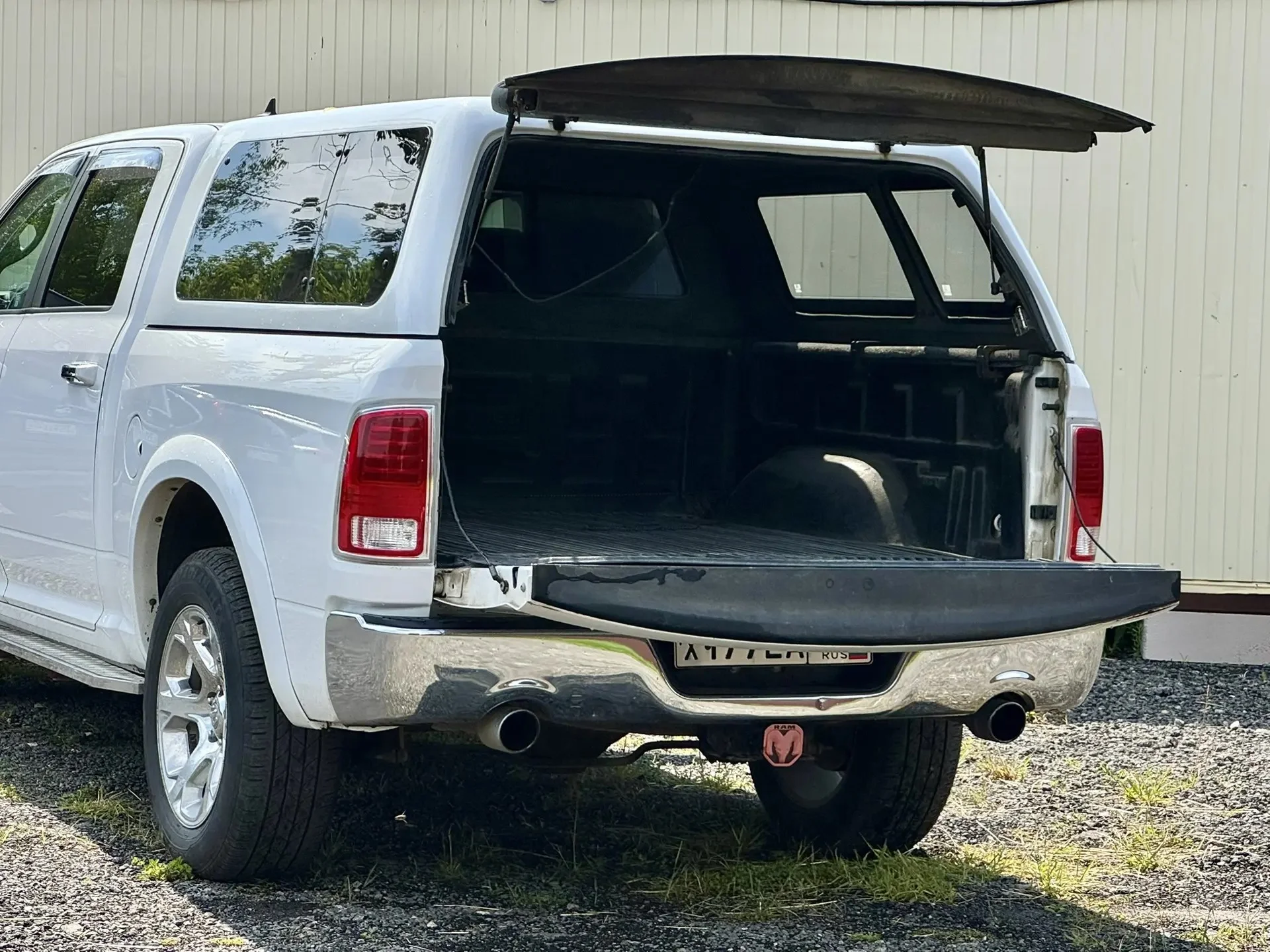 Автомобиль Dodge Ram (Додж Рам) 1.500 Laramie Longhorn - миниатюра 8