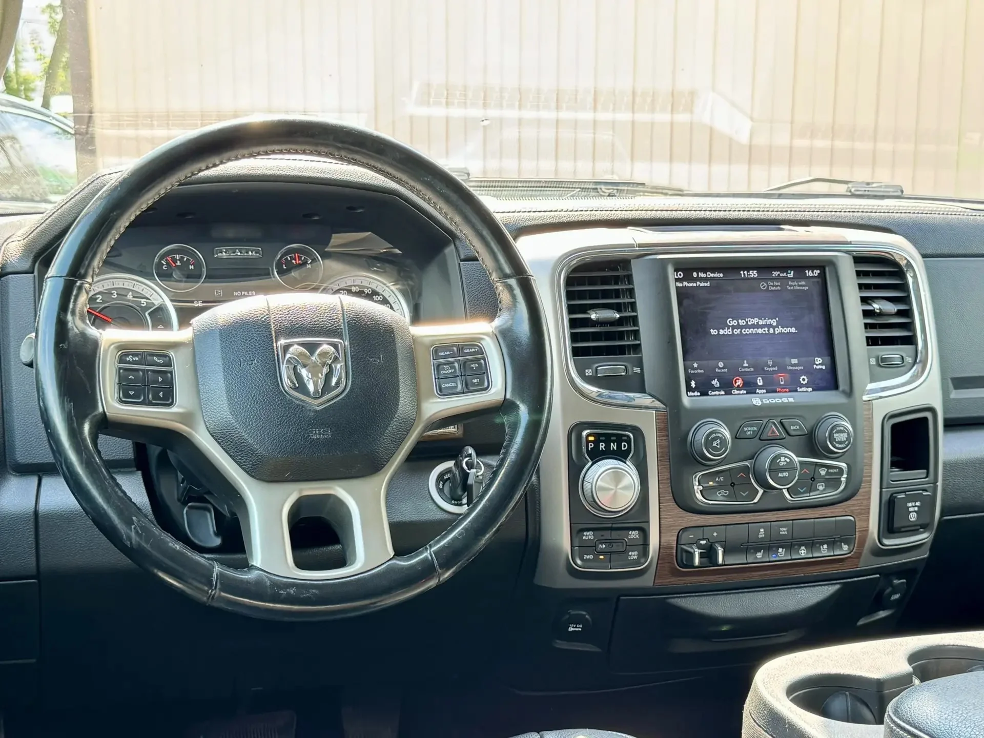 Автомобиль Dodge Ram (Додж Рам) 1.500 Laramie Longhorn - миниатюра 13