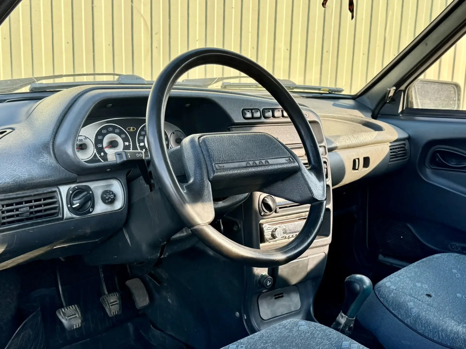 Lada (ВАЗ) 2115 - миниатюра 5