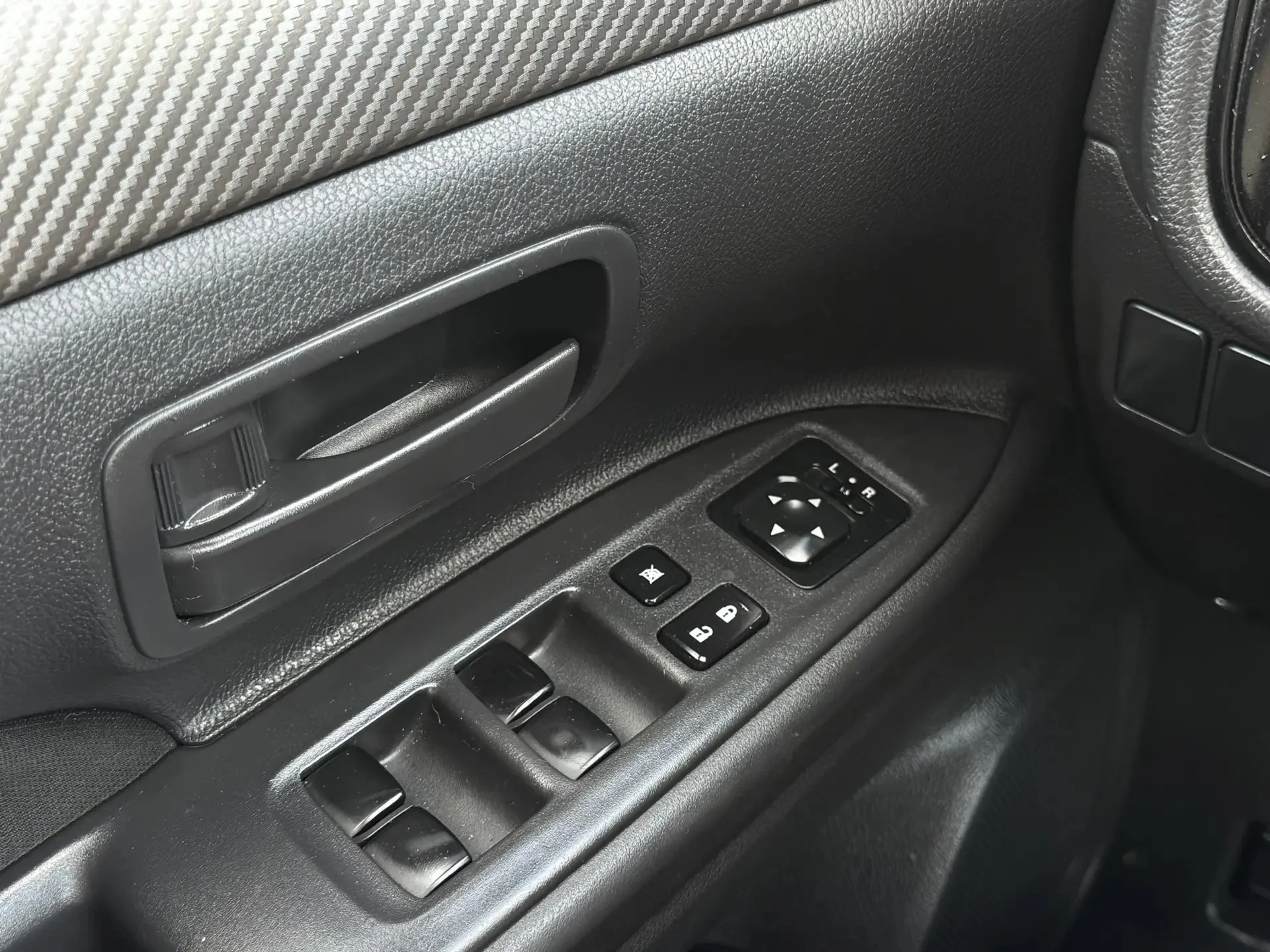 Mitsubishi Outlander III Рестайлинг - миниатюра 14