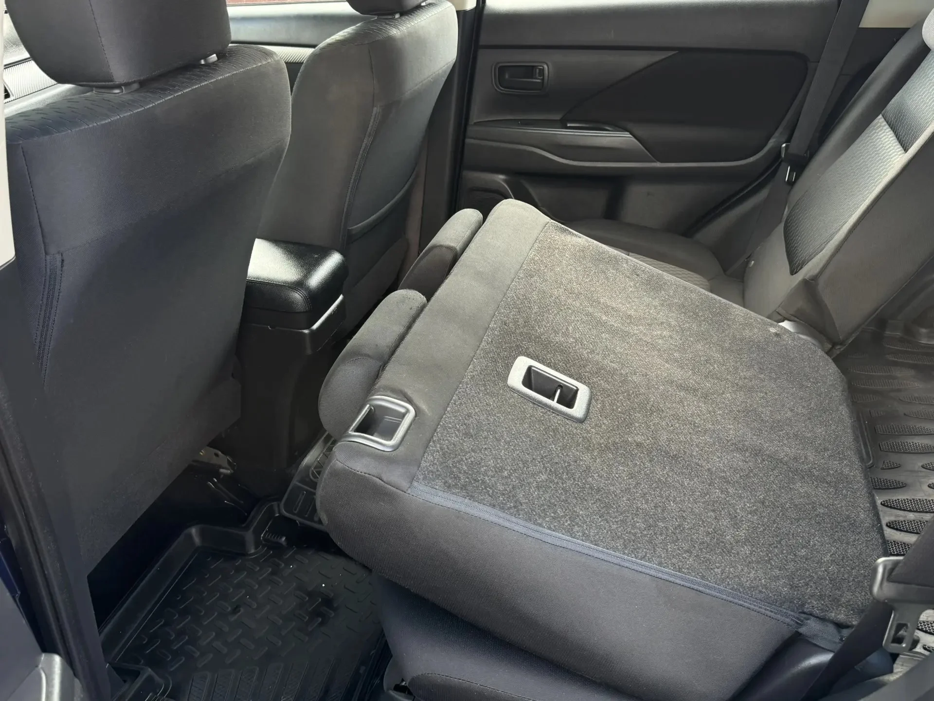 Mitsubishi Outlander III Рестайлинг - миниатюра 16